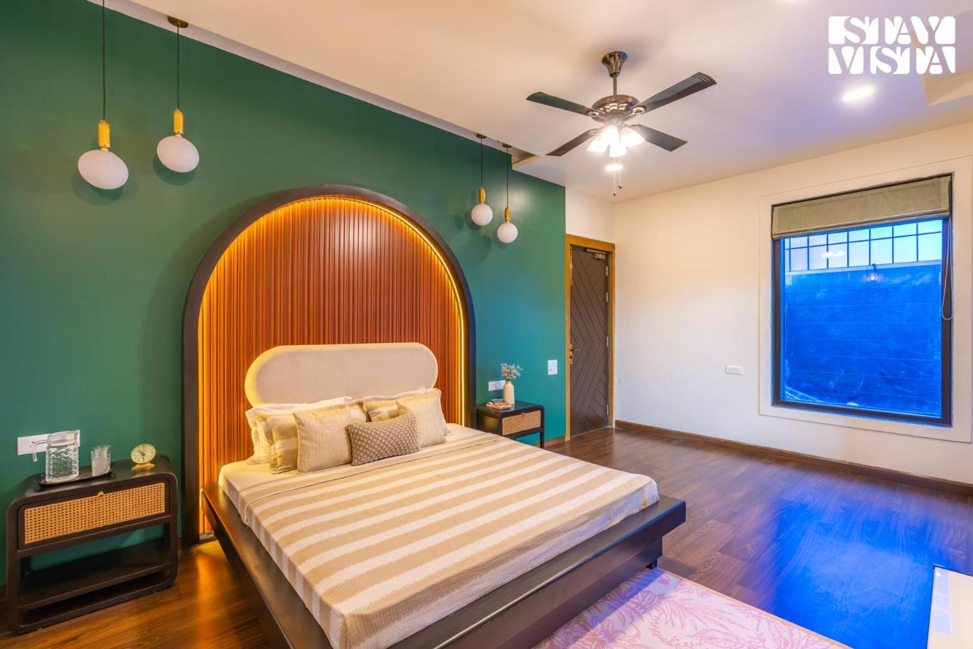 Stayvista At Wandering Vines Indoor Pool 4Bhk Luxury Villa In Delhi Sohna Kültér fotó